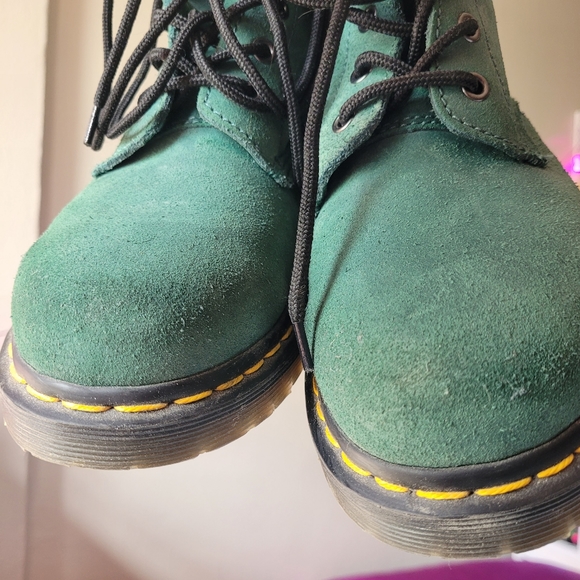 [SOLD] Dr. Martens 939 | Green Suede - Picture 12 of 16